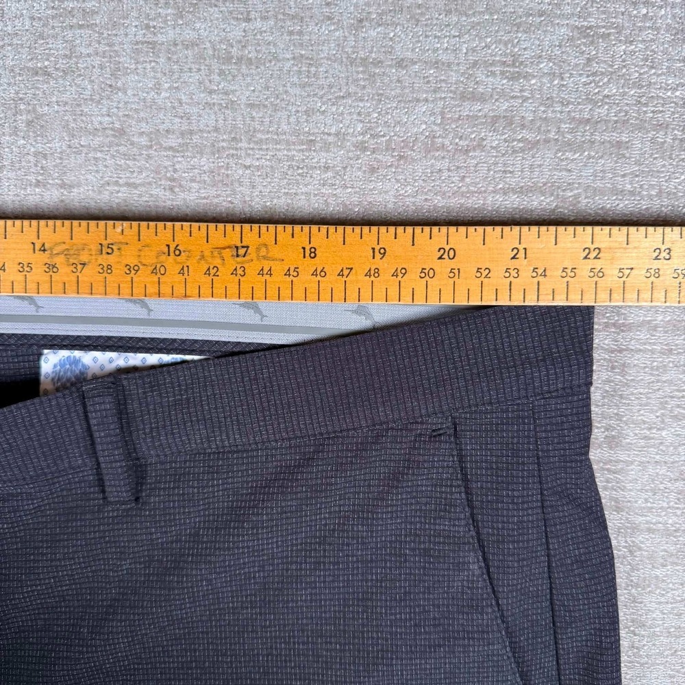 Tommy Bahama Shorts Mens 44/7 Grey Stretch Boracay Textured Flat Front - Picture 5 of 11